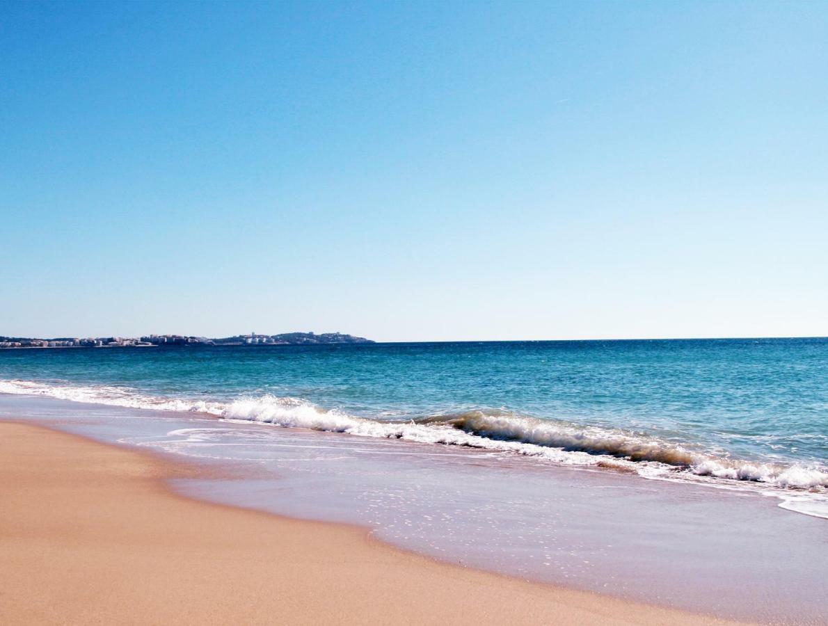 Golive Esquirol Beach Cambrils Luaran gambar